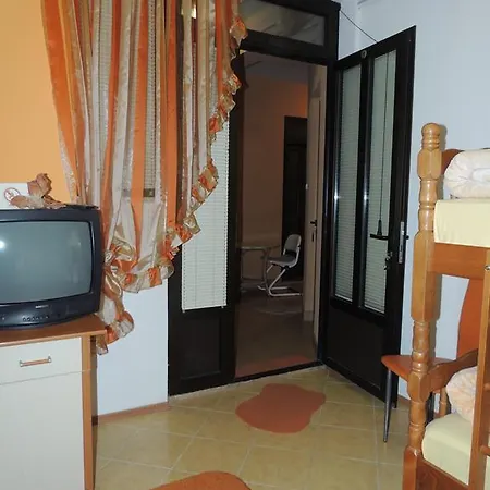 بيت ضيافة Pansion Fenix 3*
